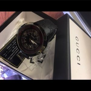 Authentic Mens Gucci watch